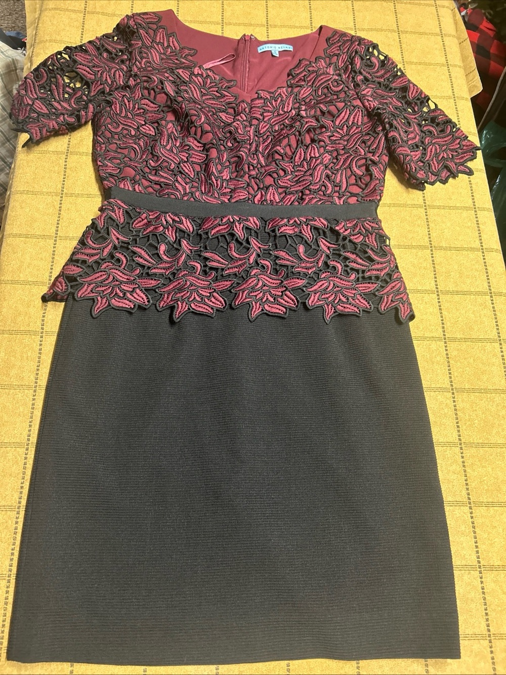 Gorgeous Antonio Melani Lace Peplum Sheath Dress